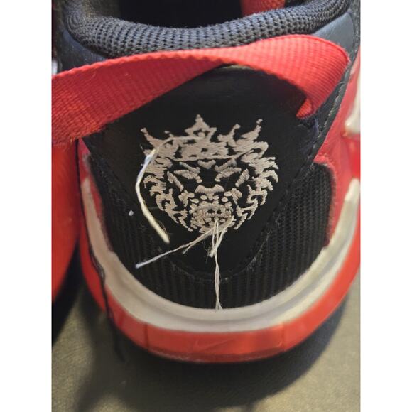 Nike LeBron Witness 4 Lion-Heel Men's 6.5 / GS Navy Red Basketball Sneakers - Picture 3 of 6